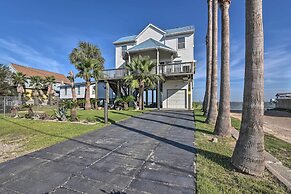 Bayfront Fishing Pier: Galveston Island Home!