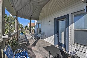 Bayfront Fishing Pier: Galveston Island Home!