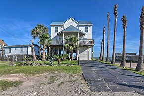 Bayfront Fishing Pier: Galveston Island Home!