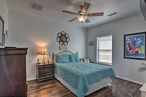 Bayfront Fishing Pier: Galveston Island Home!