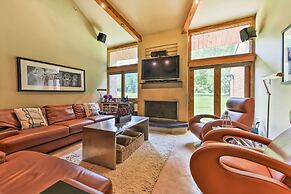 Park City Condo w/ Pool Access - Near Ski Slopes!