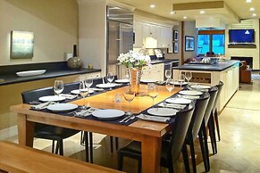 Park City Condo w/ Pool Access - Near Ski Slopes!