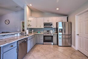 Port St Lucie Home w/ Hot Tub: 5 Mi to PGA Club!