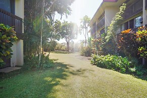Airy Kailua-kona Condo < 1 Mi to Beach + Town