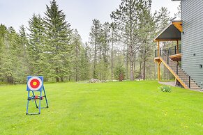 Scenic Forest Lodge Outside Glacier National Park!