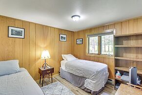 Scenic Forest Lodge Outside Glacier National Park!