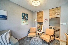 Ski-in/ski-out Lutsen Retreat w/ Pool Access!