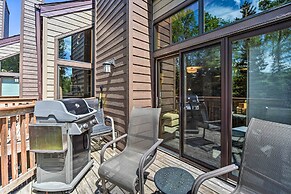 Ski-in/ski-out Lutsen Retreat w/ Pool Access!