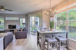 Lake-view Condo w/ Pool Access: 6 Mi to Disney!