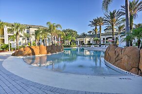 Lake-view Condo w/ Pool Access: 6 Mi to Disney!