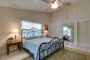 Dock & Lanai: Waterfront Home in Dunnellon