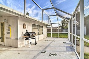 Snowbird Sanctuary w/ Covered Patio in Bradenton