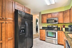 Snowbird Sanctuary w/ Covered Patio in Bradenton