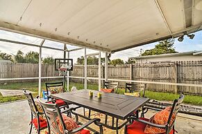 Snowbird Sanctuary w/ Covered Patio in Bradenton
