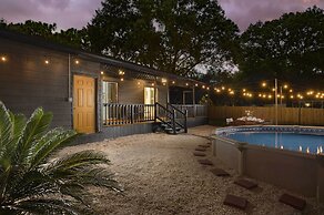 All-encompassing Retreat w/ Pool & Game Room!