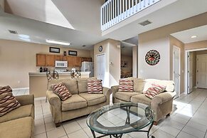 10 Mi to Disney: Davenport House w/ Pool & Spa!