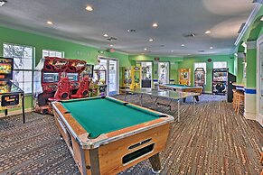 Disney Escape With Arcade, Pool & Themed Rooms!