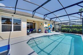 Pool, Themed Rooms & Arcade: Disney Escape