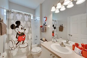 Pool, Themed Rooms & Arcade: Disney Escape