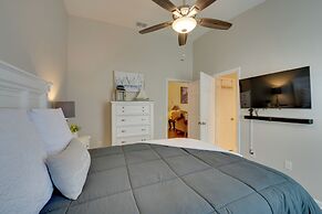 Pool, Themed Rooms & Arcade: Disney Escape