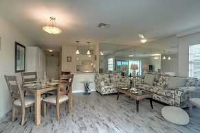 Waterfront Marco Island Retreat w/ Shared Docks