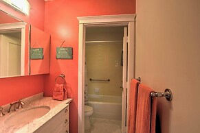 Waterfront Marco Island Retreat w/ Shared Docks