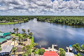 Homosassa River Home w/ Private Boat Ramp & Kayaks