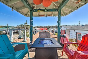 Homosassa River Home w/ Private Boat Ramp & Kayaks