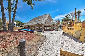 Homosassa River Home w/ Private Boat Ramp & Kayaks