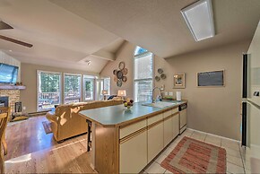 Cloudcroft Townhome w/ Deck - 1 Mi to Burro Ave!