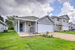Musical Pensacola Home w/ Fire Pit + Grill!