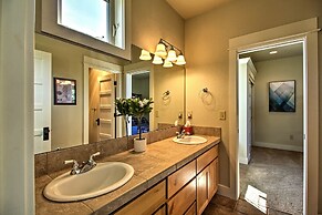 Redmond House w/ Community Amenities Access