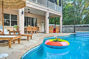 Stunning Thonotosassa Home ~ 7 Mi to Ocean!