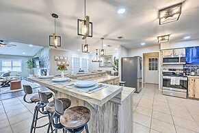 Plant City Home & Guest House w/ Outdoor Pool!