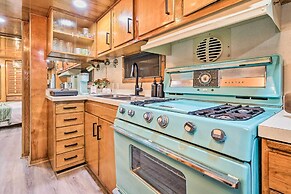 Plant City Home & Guest House w/ Outdoor Pool!