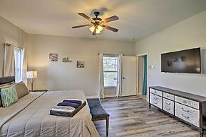 Modern Home w/ Patio & Grill in Cape Coral!