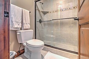 Cozy Incline Village Townhome w/ Private Deck