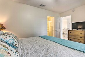 Fort Walton Beach Condo: Walk to Local Beach!