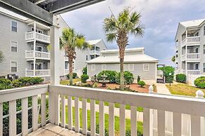 Fort Walton Beach Condo: Walk to Local Beach!