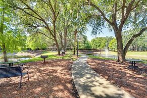 Lucaya Village Townhome w/ Pool, 6 Mi to Disney!