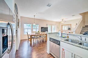 Lucaya Village Townhome w/ Pool, 6 Mi to Disney!