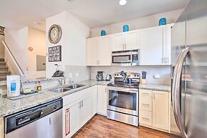 Lucaya Village Townhome w/ Pool, 6 Mi to Disney!