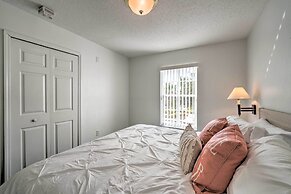 Bright Kissimmee Townhome Near Disney World!