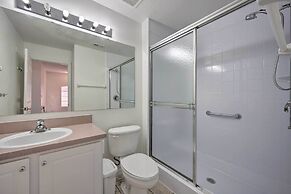 Bright Kissimmee Townhome Near Disney World!