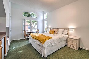 Bright Kissimmee Townhome Near Disney World!