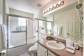 Bright Kissimmee Townhome Near Disney World!