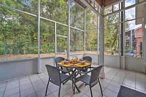 Bright Kissimmee Townhome Near Disney World!