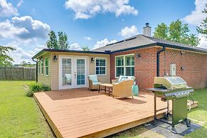 Spacious Home w/ Sunroom, 15 Mi to Pensacola!