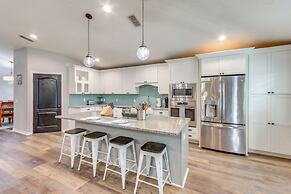 Spacious Home w/ Sunroom, 15 Mi to Pensacola!