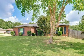 Spacious Home w/ Sunroom, 15 Mi to Pensacola!